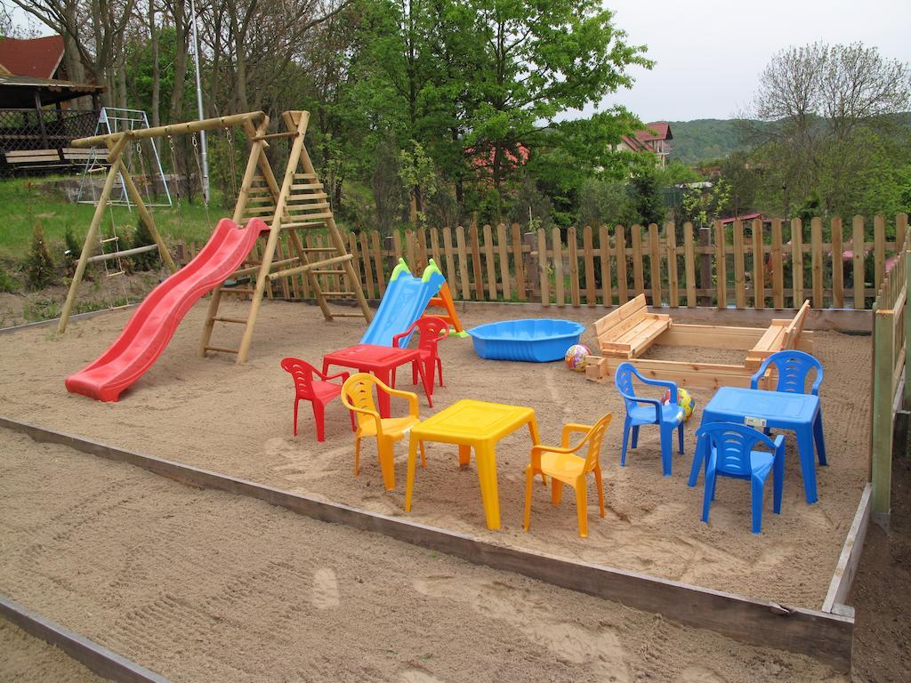 Hotel Osrodek Wczasowy Zloty Dab - Domki Misdroy Exterior foto