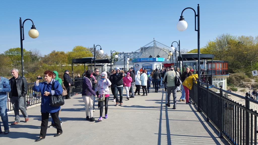 Hotel Osrodek Wczasowy Zloty Dab - Domki Misdroy Exterior foto